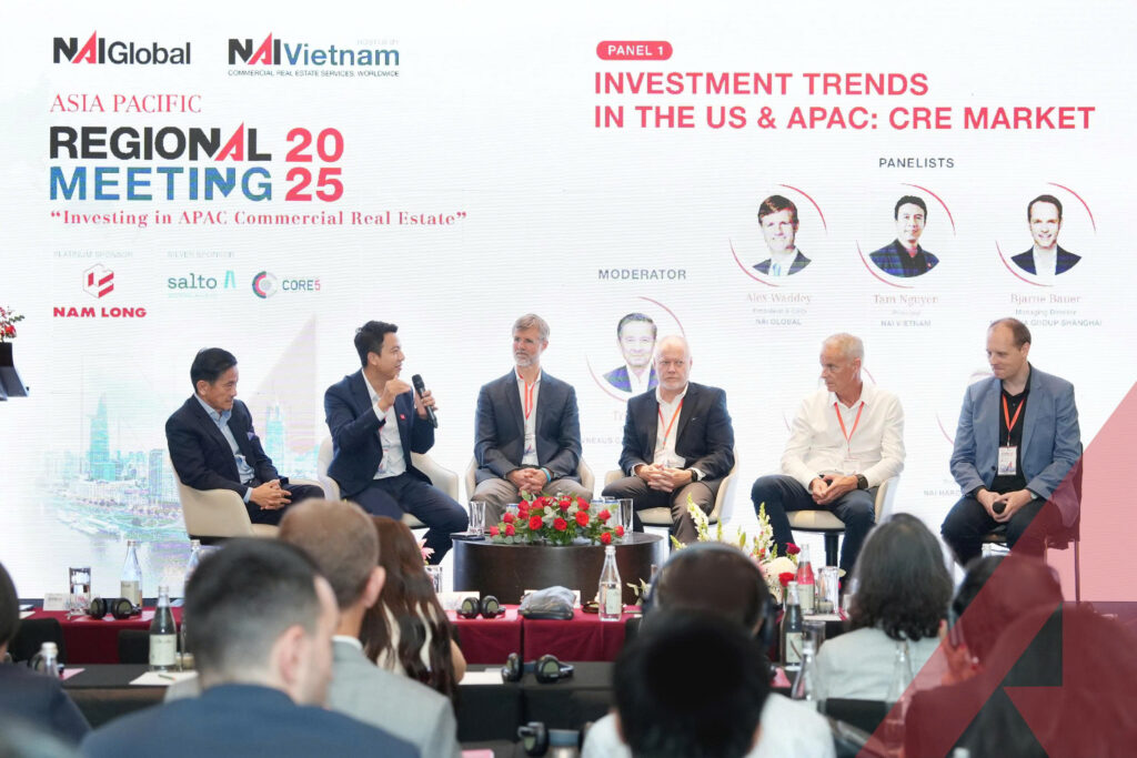 Conference on Vietnam real estate market